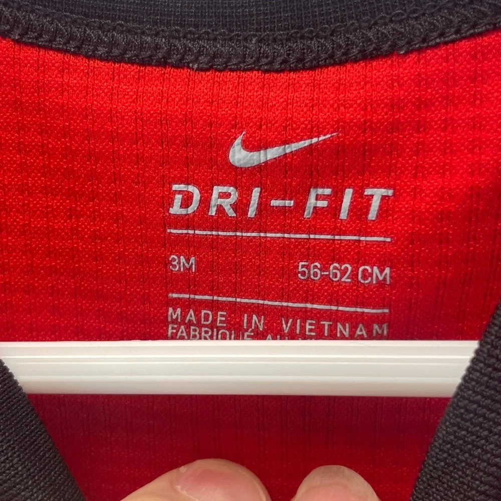 Nike vibrant red